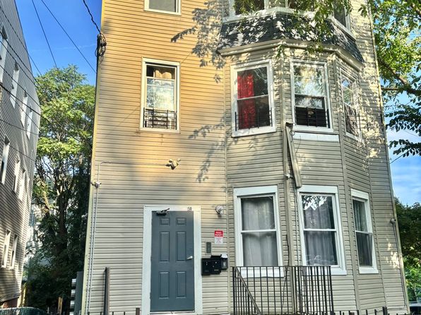 50 Seymour Ave APT 3