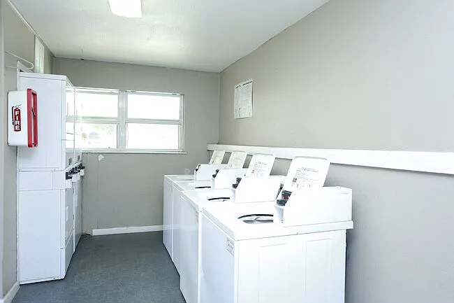Greenview Apartments — Photo 9