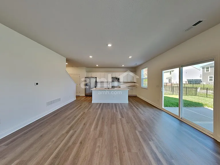 206 Rustic Barn Ct — Photo 5