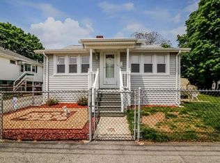 10 Castle Rd, Weymouth, MA 02189