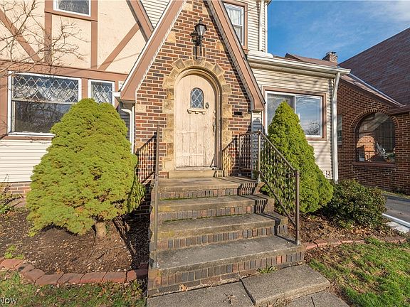 4th image of 15616 Greenway Rd