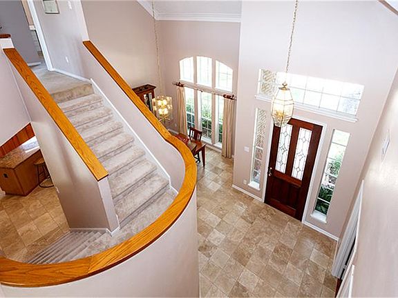 3rd image of 2418 Guilbeau Ln