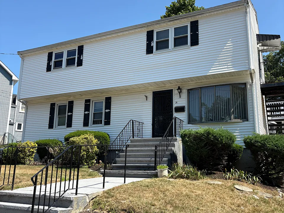 14 Reynolds Ave #A