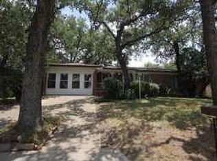 920 Walter St, Bedford, TX 76022