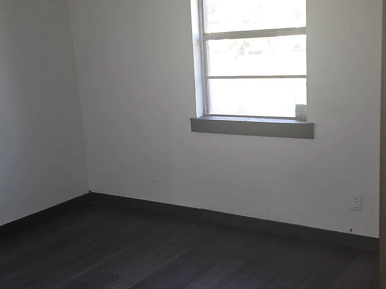 5825 Poitier Dr — Photo 11