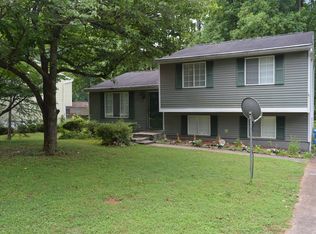 345 Hembree Forest Cir, Roswell, GA 30076