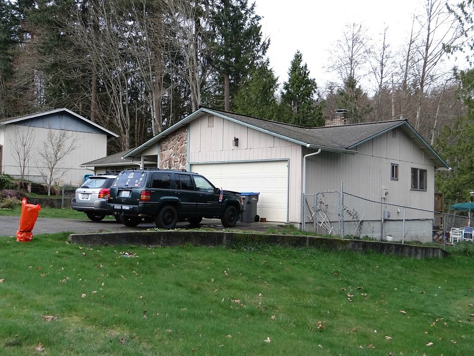 2nd image of 752 NW Firglade Dr