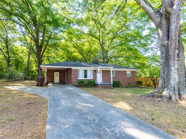 308 Buchanan Cir, Pendleton, SC 29670