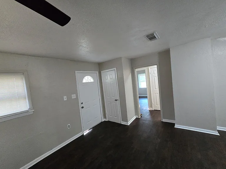 6054 Lisa Ln — Photo 4