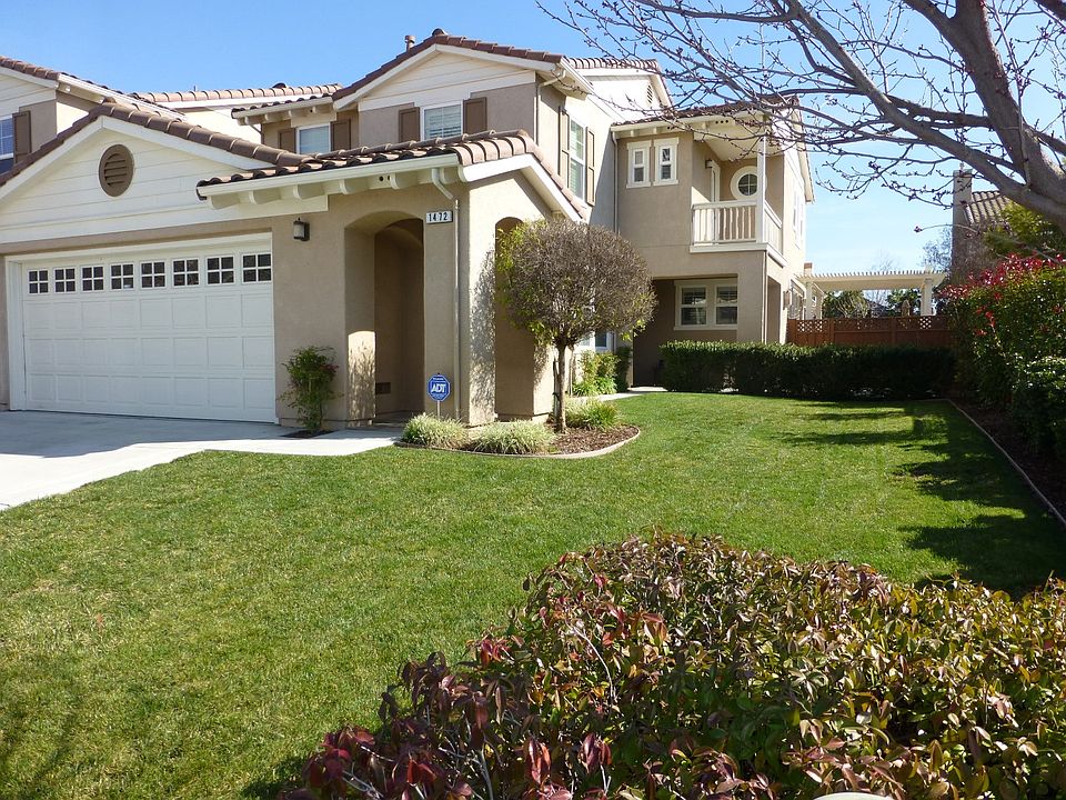 1st image of 1472 Painted Feather Dr