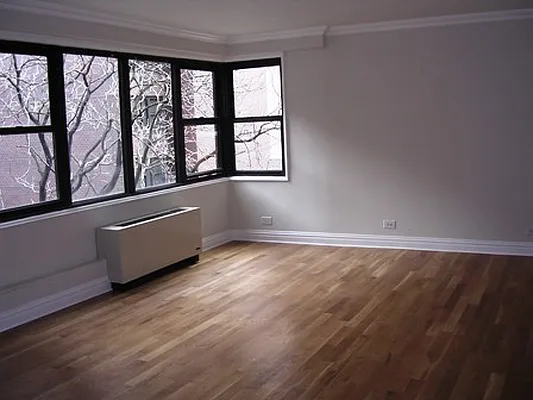 Rented by Stonehenge NYC LLC | media 16