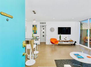 1111 E Palm Canyon Dr #109, Palm Springs, CA 92264