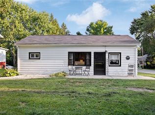 960 Norton Ave, Barberton, OH 44203