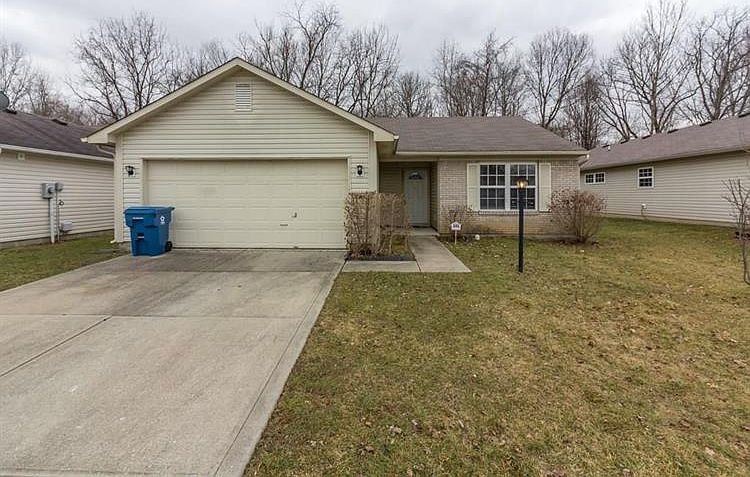 1st image of 5810 Rolling Bluff Ln