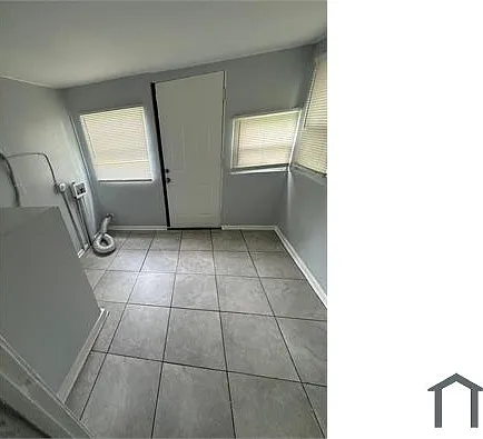 2881 W 11th St — Photo 14