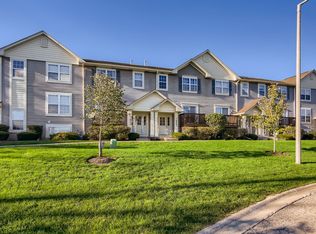 11S490 Rachael Ct, Willowbrook, IL 60527