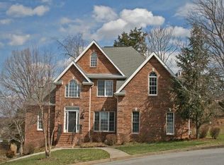 1216 Lake Ridge Sq, Johnson City, TN 37601