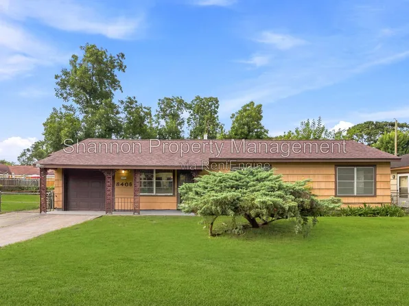 8406 Highcrest Dr, Houston, TX 77055