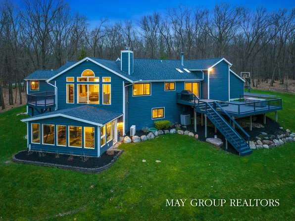 8355 Wilderness Trl NE, Ada, MI 49301