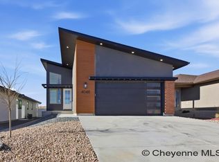4048 Saddleback Ln, Cheyenne, WY 82001