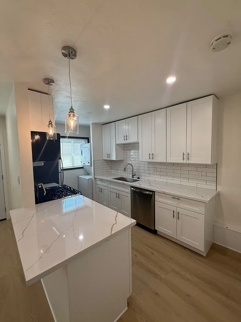 Newly Remodeled One-bedroom in the Heart of North Park — Photo 1