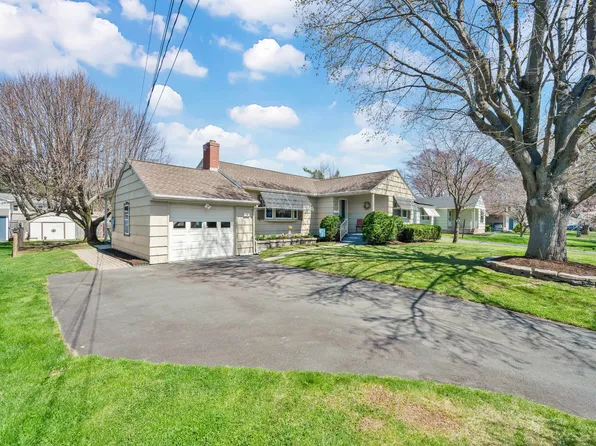 78 Woodmere Road, Newington, CT 06111