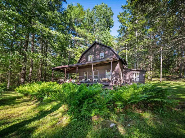 606 N Main Street, Wolfeboro, NH 03894