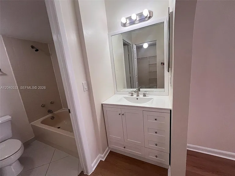5661 Riverside Dr #101B7 — Photo 19