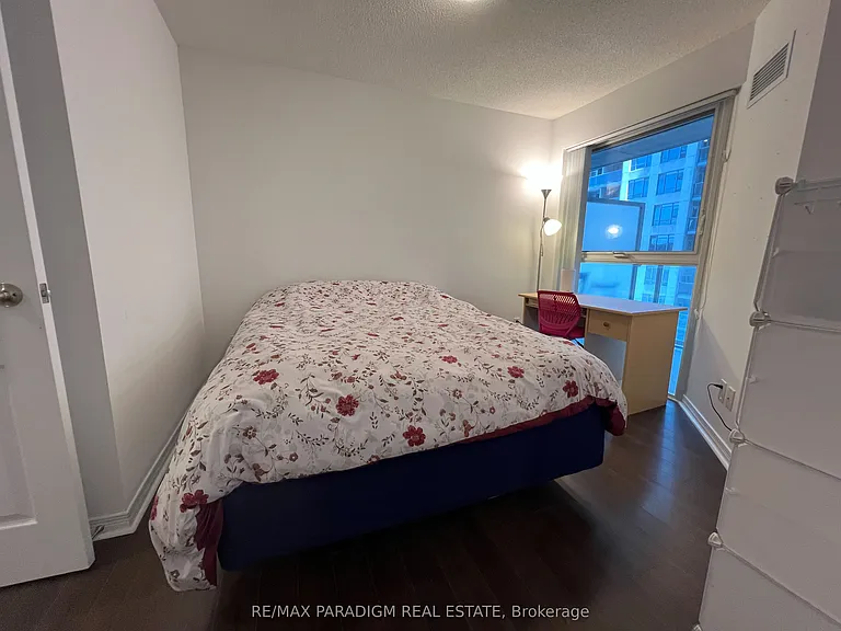 352 Front St W #701 — Photo 10