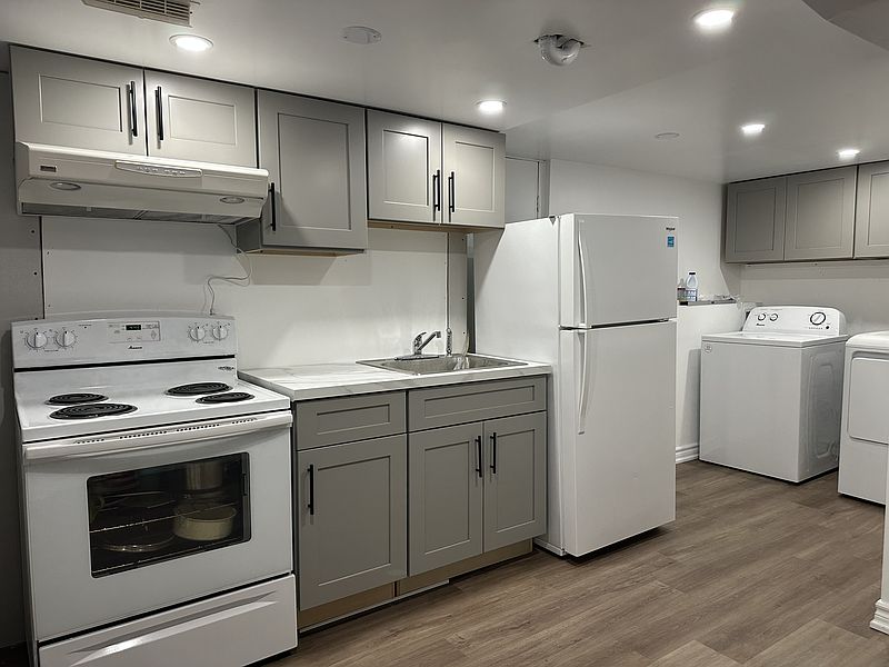 Peterborough House for rent - 3 Bedrooms — photo 3
