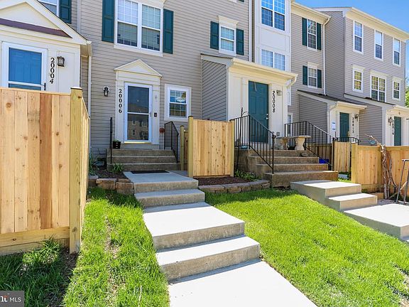 3rd image of 20006 Dunstable Cir Unit 204-23