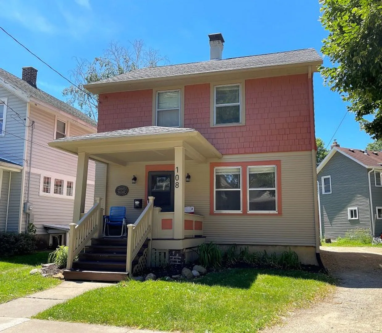 108 S Randall Ave. (5 BR+) - Tallard Apartments — Photo 1