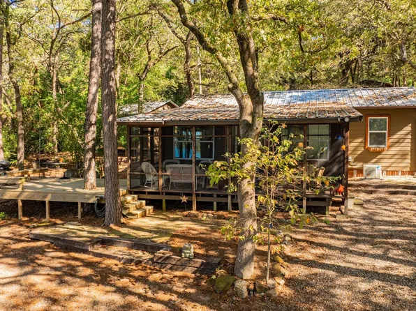 1391 Lake Franklin Dr, Winnsboro, TX 75494