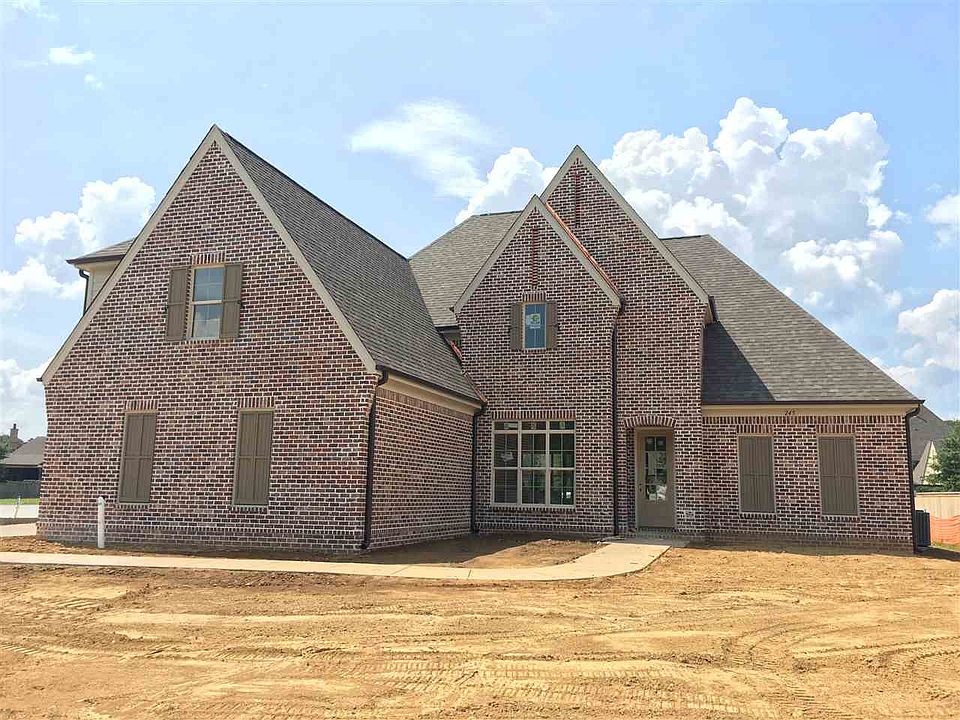1st image of 295 Saunders Creek Dr