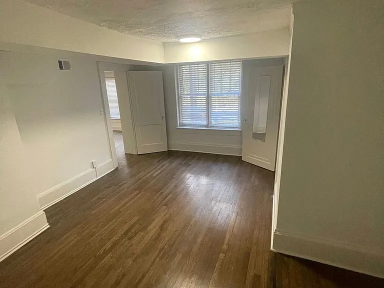 205 Ponce De Leon Ct — Photo 16