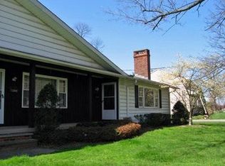 32886 Bainbridge Rd, Solon, OH 44139