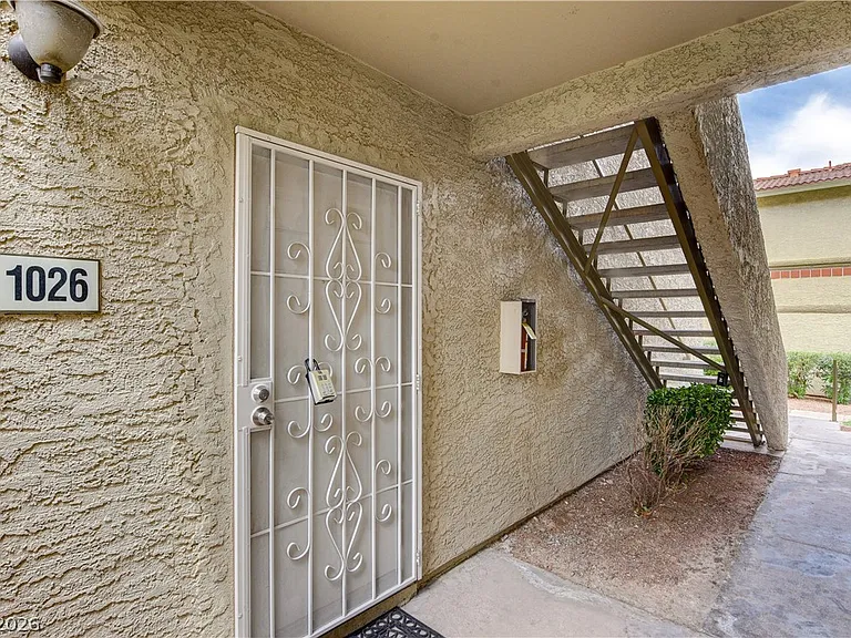 7200 Pirates Cove Rd #1026 — Photo 3