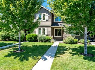 3343 SW 28th St, Redmond, OR 97756