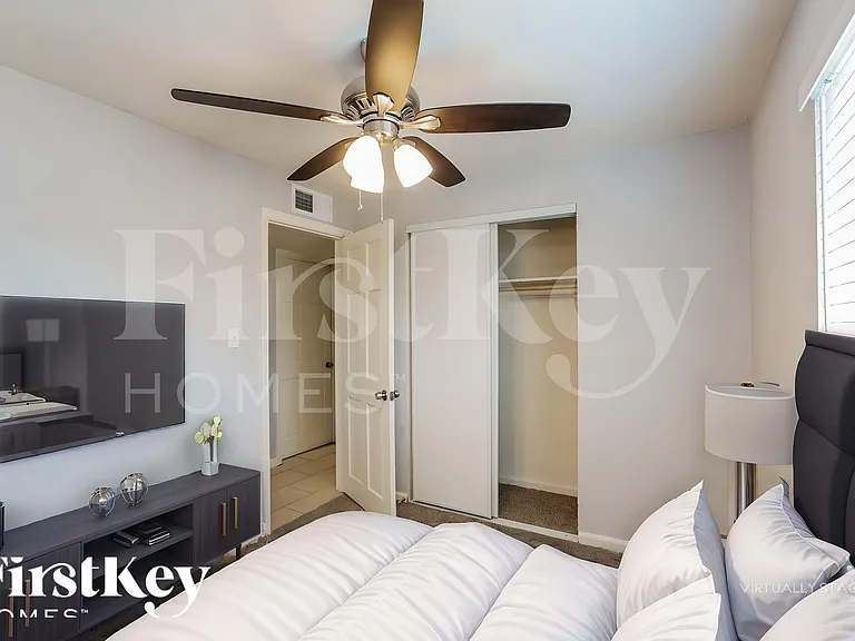 6008 S 45th Pl — Photo 13