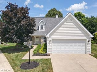 8531 Creekside Dr, Northfield, OH 44067