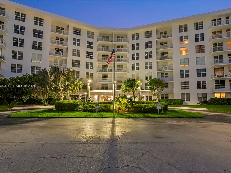 2851 S Ocean Blvd #4M — Photo 24