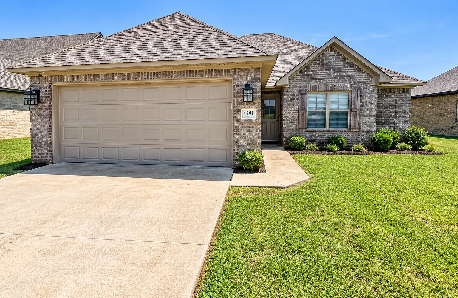 3 bed, 1776 sqft, $1,800 — Photo 1