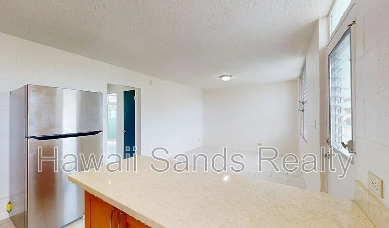 39 Hialoa St #302 — Photo 5