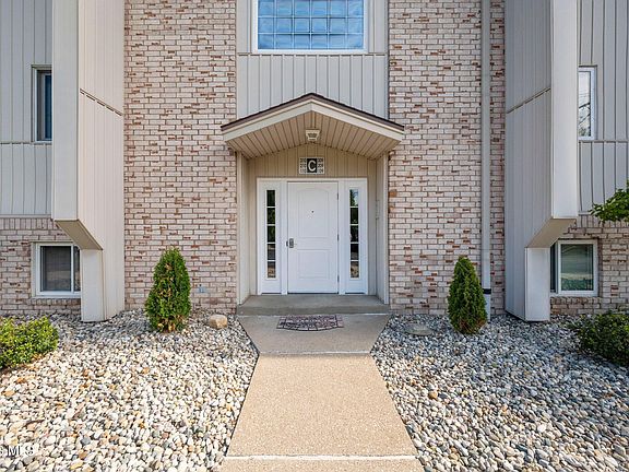 2nd image of 6640 Salisbury Rd #C110