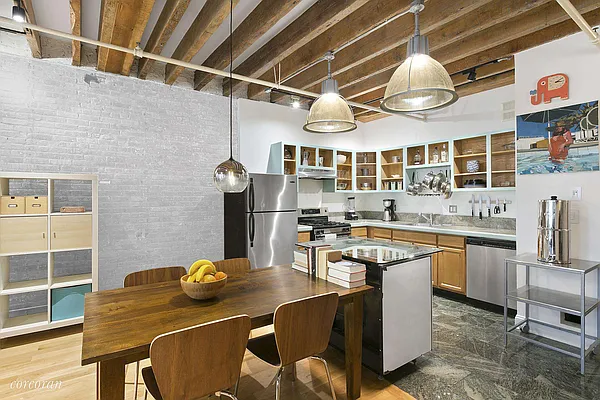 Sold by Corcoran | media 19