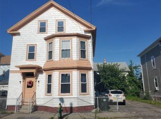 72 Webster Ave, Providence, RI 02909