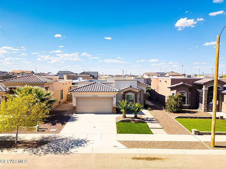 14369 Jonathan K Molina Ct — Photo 4