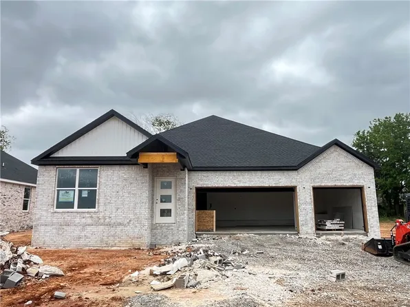 6705 Crabapple St, Bentonville, AR 72713