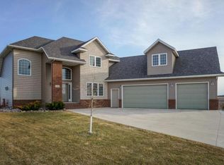 4908 3rd St SW, Moorhead, MN 56560