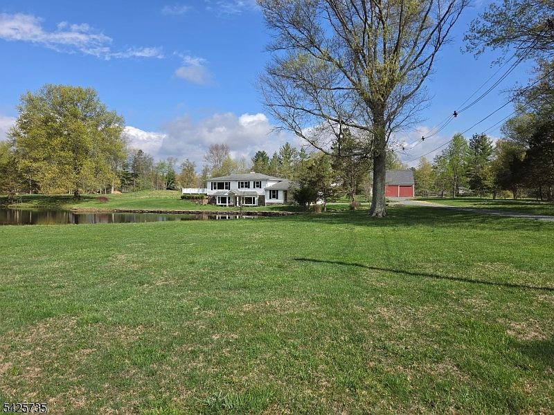 1st image of 194 Locktown Flemington Rd